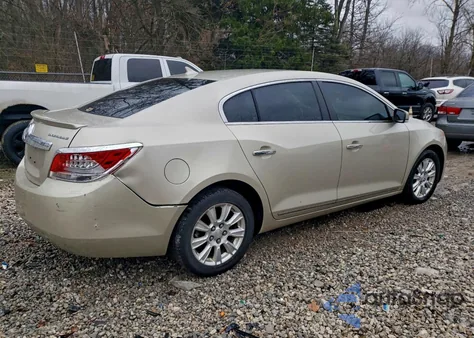 2013 Buick Lacrosse z USA, uszkodzony, nr VIN 1G4GC5ERXDF288683
